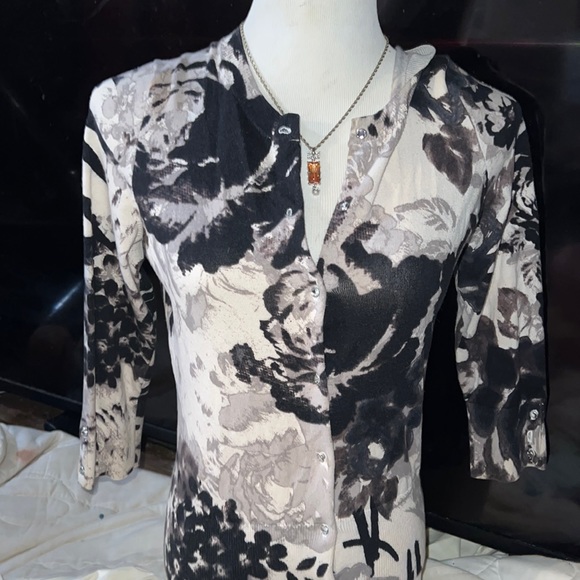 Express Tops - EXPRESS COVER UP/ sweater shirt